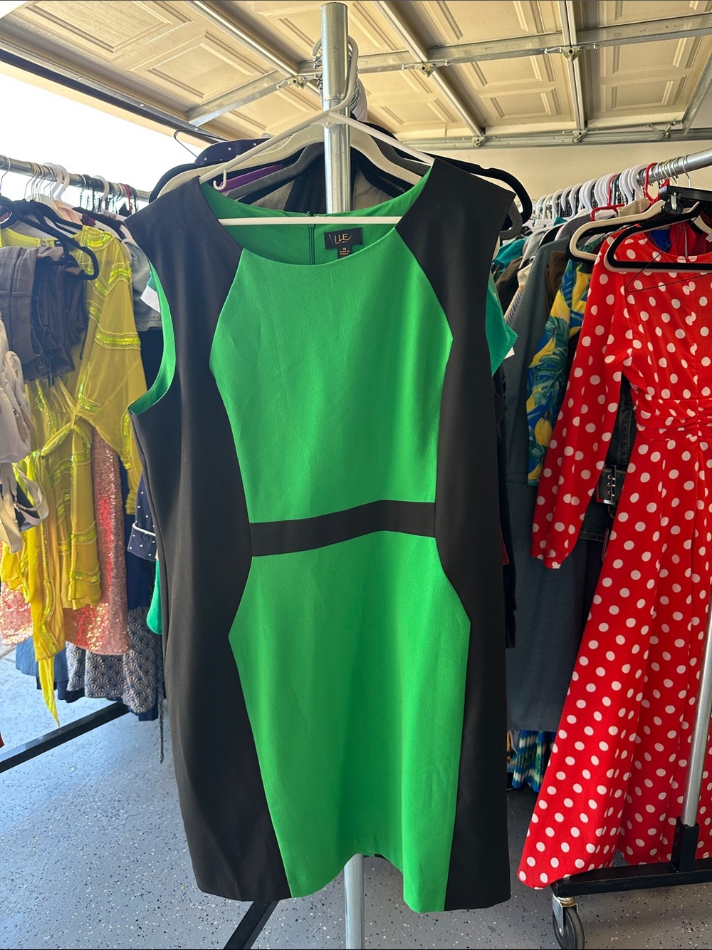 ILE Green and Black Colorblock Mini Dress